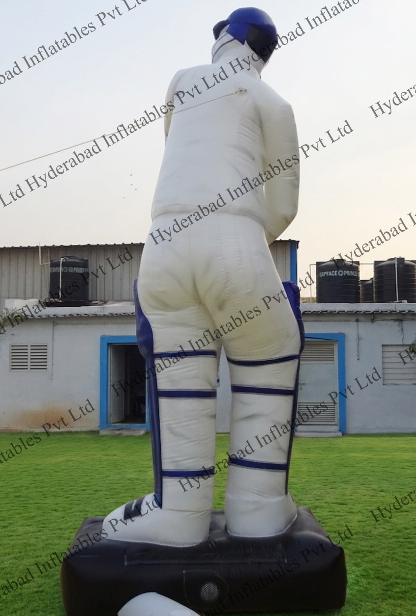 Giant Cricketer - Image 2