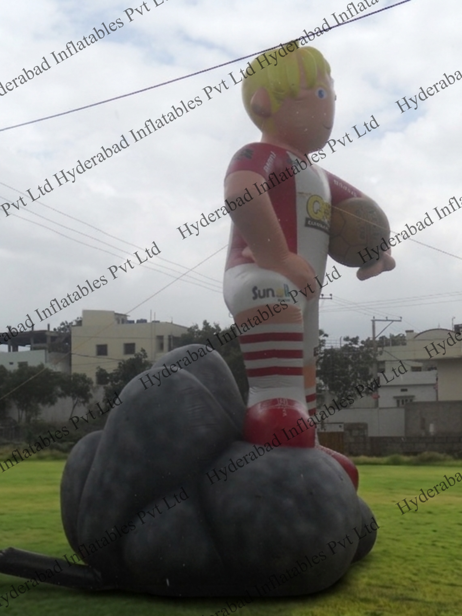 Footballer Mascot - Image 2