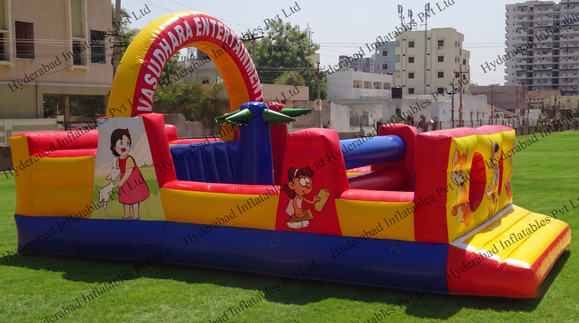 Character Themed Obstacle Bouncer - Image 5
