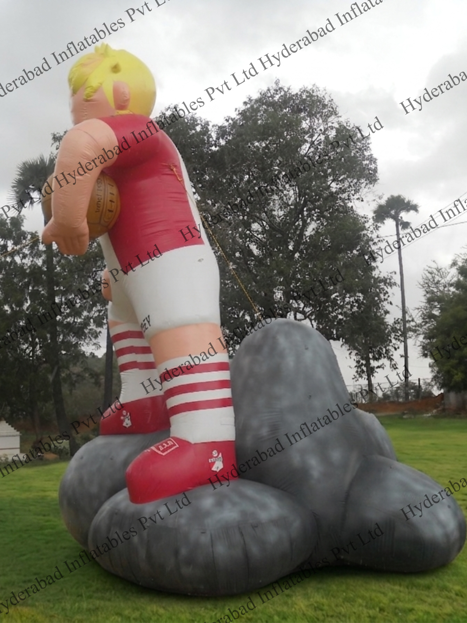 Footballer Mascot - Image 3