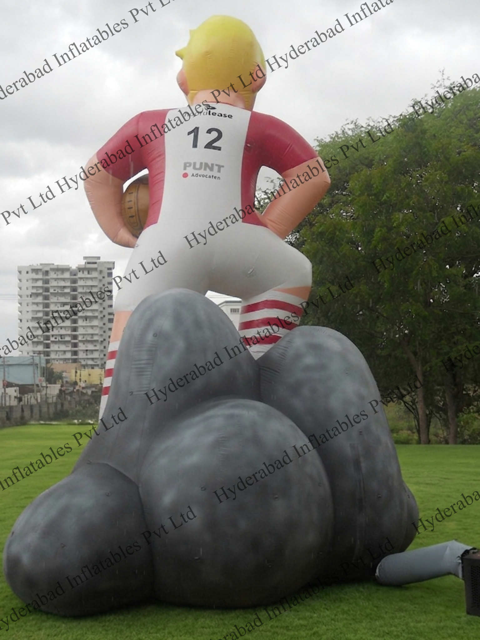 Footballer Mascot - Image 5