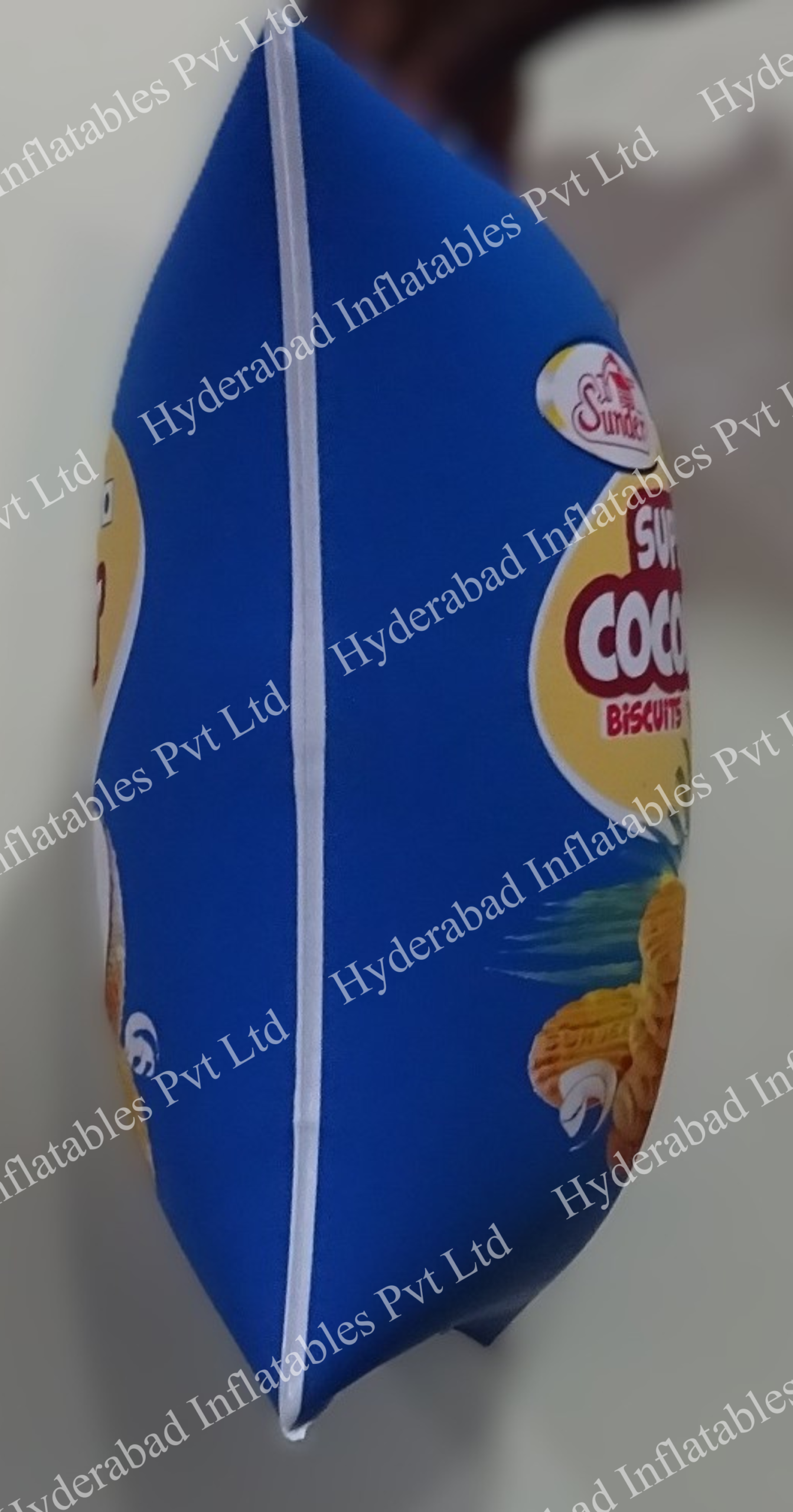 Sunder Super Coconut Biscuit Dangler - Image 2